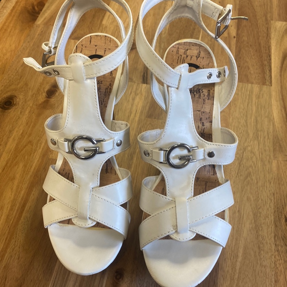 Guess Women’s White Wedges